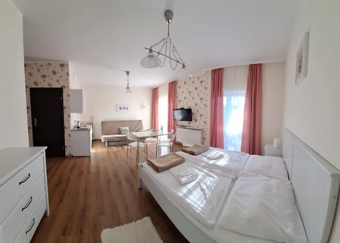 Magdalena - W Cichym I Spokojnym Miejscu - Zwierzeta Akceptowane, Bezplatny Parking