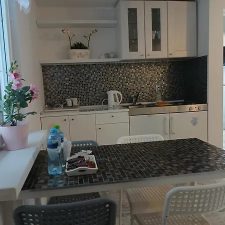 Magdalena - W Cichym I Spokojnym Miejscu - Zwierzeta Akceptowane, Bezplatny Parking Affittacamere 3*