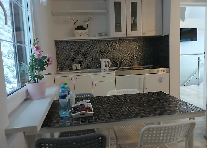 Magdalena - W Cichym I Spokojnym Miejscu - Zwierzeta Akceptowane, Bezplatny Parking Guest house 3*